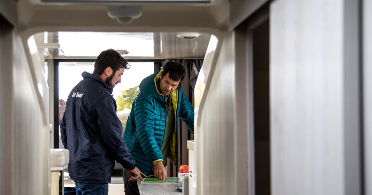ken and le boat tour guide