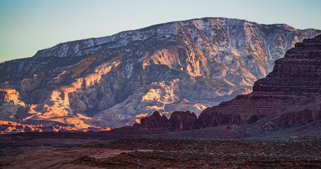 Packrafting Lake Powell Utah image of canyons and mountains