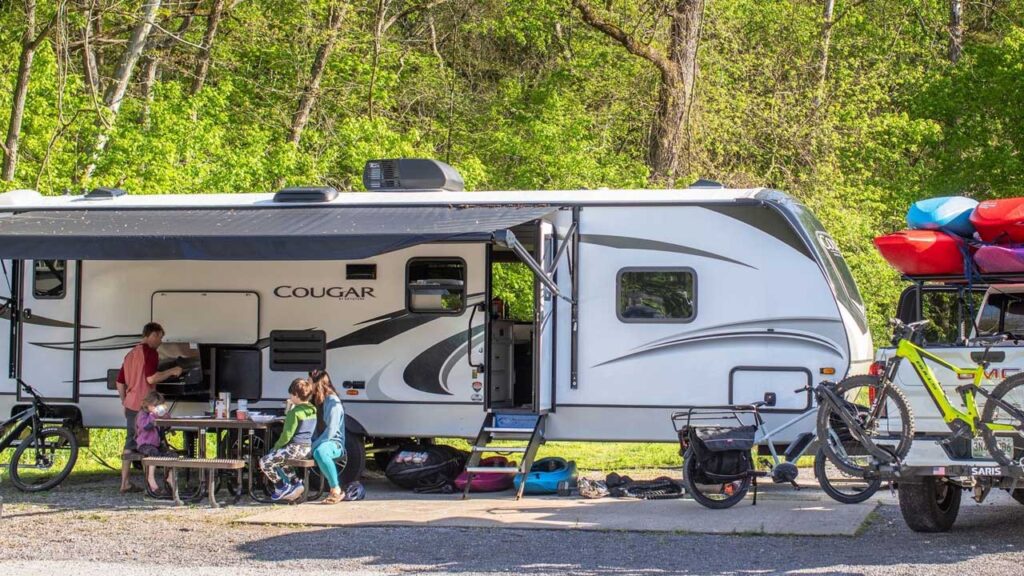 wireless remote tips: Our GMC Truck provides a great wifi hotspot when driving.