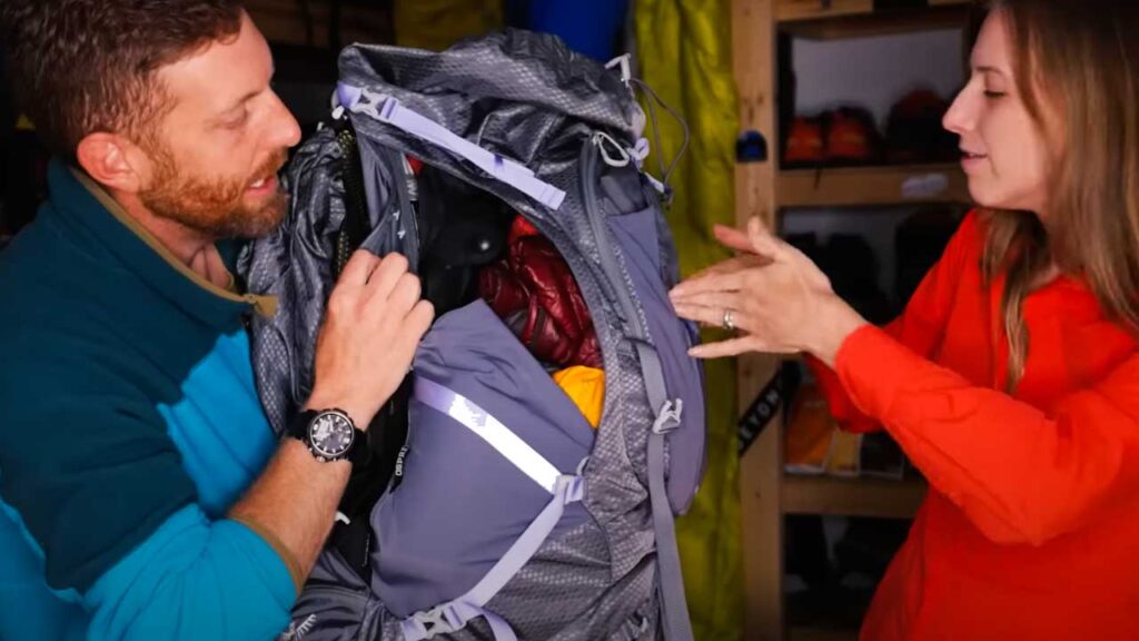 Top loader zipping experience was smooth and handy.