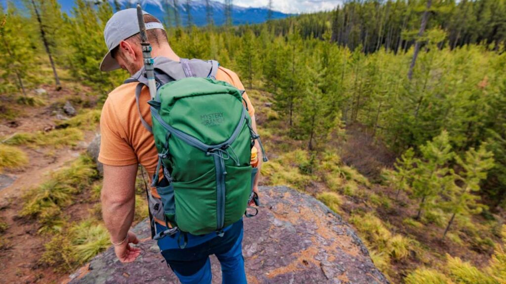 Coulee 20L Review: This pack accommodates a lot of different gear and makes it all very easy to access.