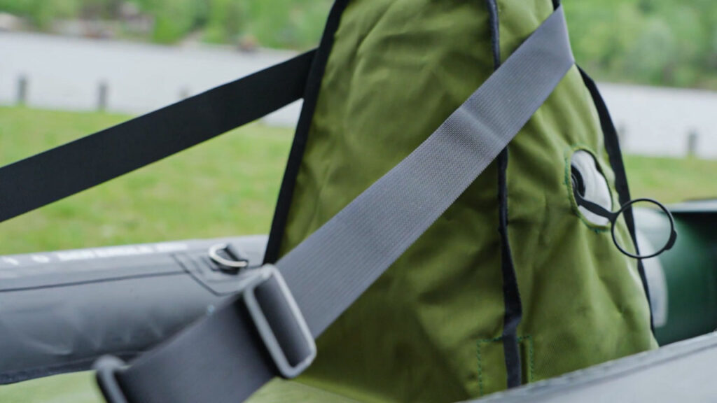 I chose the inflatable seat vs the hard one to test the FastTrack out.