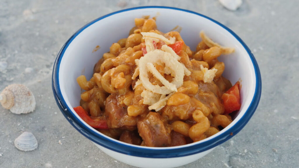 Close up of a bowl of Creole Pasta.